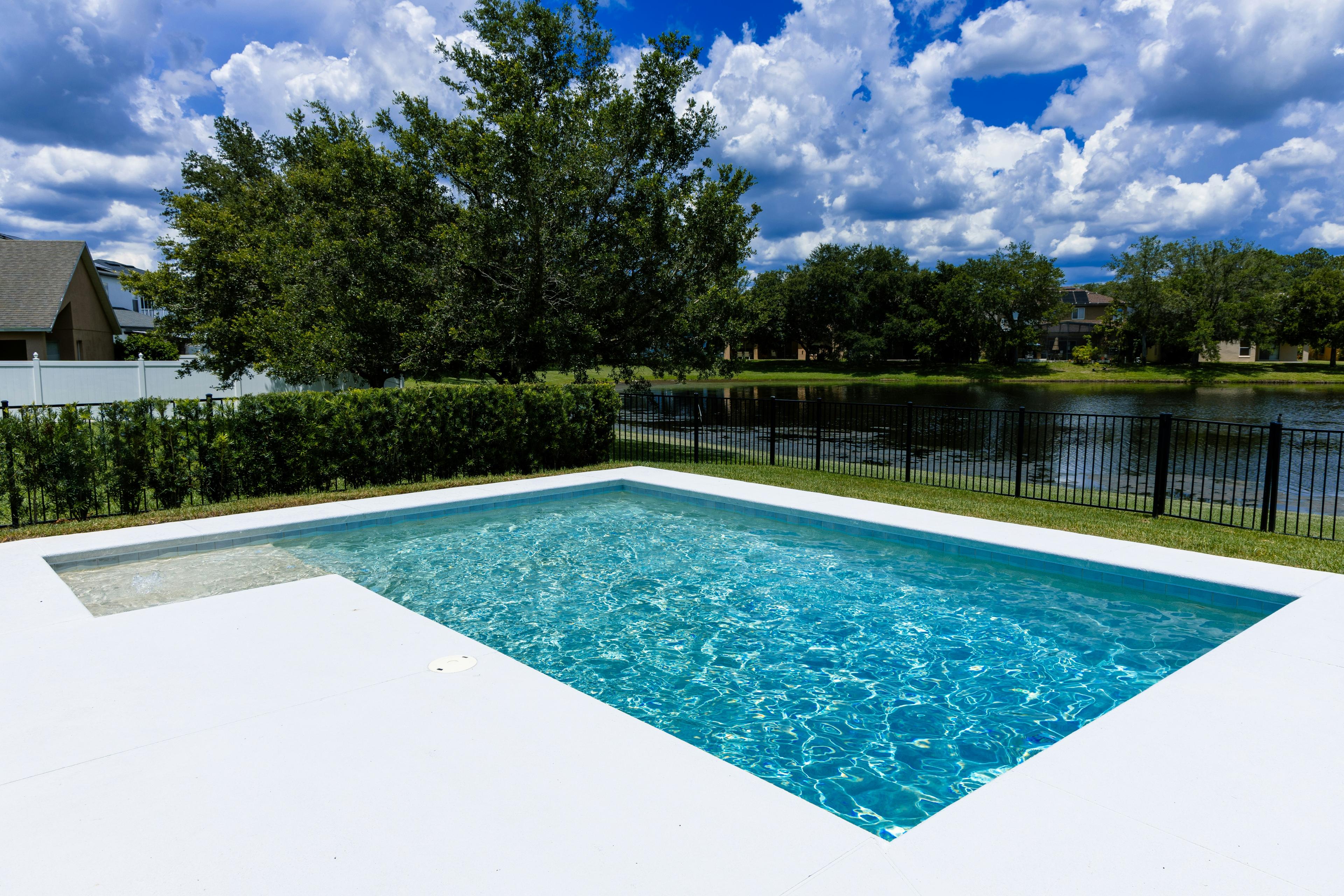 The Best Pool Cleaning Schedule for Miami Homeowners (Monthly Checklist)